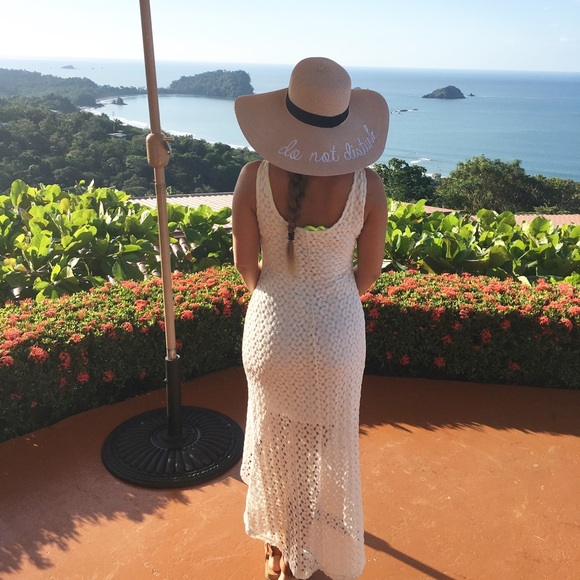 Meet your Posher, Sofia - Picture 6 of 9